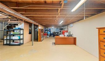 211 IROQUOIS ROAD Rd, Cumberland, RI 02864