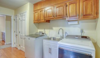 5 STUART Dr, Dover, DE 19901