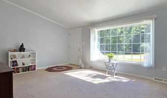 102 Osprey Rd, Alton, NH 03809