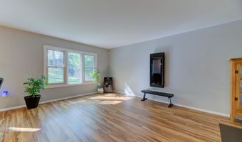 33 Imperia Pl, Aberdeen, NJ 07747
