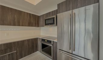 2960 NE 207th St 1104, Aventura, FL 33180