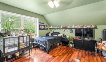 75 Marsh Rd, Belfast, ME 04915