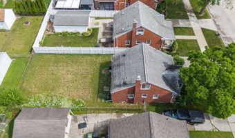 9250 Rosedale Blvd, Allen Park, MI 48101