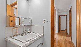 5668 Crawford Dr, Columbus, OH 43229