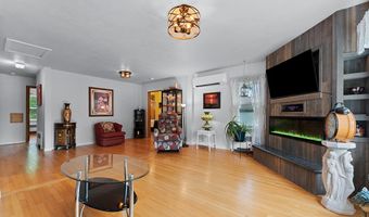 120 Vernon St, Algoma, WI 54201
