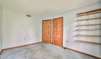 831 Robin Rd, Amherst, NY 14228