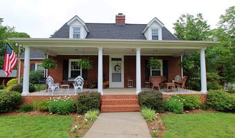 1538 Redfields Rd, Appomattox, VA 24522