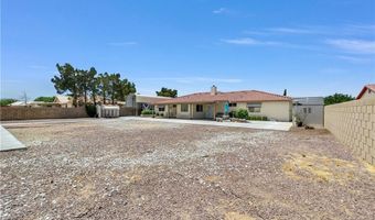 13931 Falling Leaf Rd, Apple Valley, CA 92307