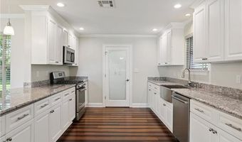 740 PARKWAY Ave, Jefferson, LA 70121