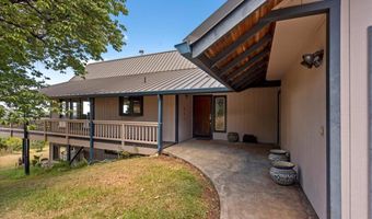 1365 Piiholo Rd, Makawao, HI 96768