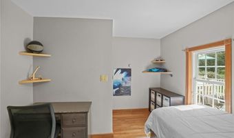 151 Old Jenckes Hill Rd, Lincoln, RI 02865