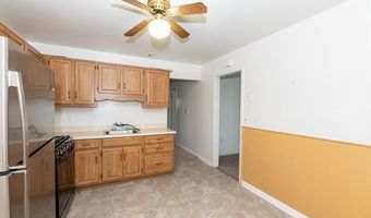 7252 LUANA Ave, Allen Park, MI 48101
