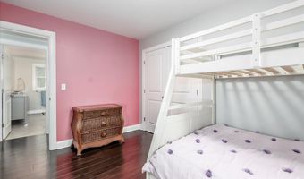 127 Putnam Park Rd, Bethel, CT 06801