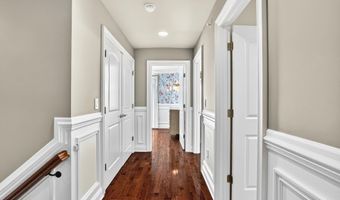 45 White Oak Ln, Aberdeen, NJ 07747