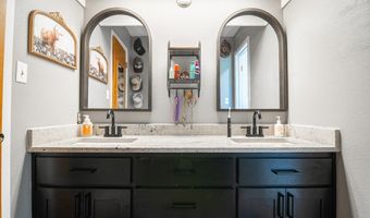 1209 NW 14th St, Andrews, TX 79714