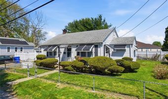 15 Rhodes Ave, East Providence, RI 02915