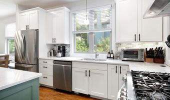11 Elkmont Dr, Asheville, NC 28804