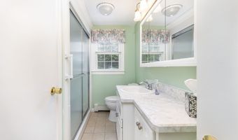 33 Debra Ln, Bristol, CT 06010