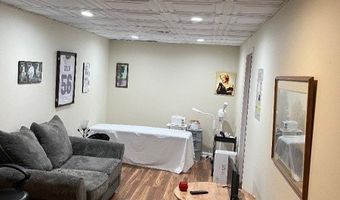 4 Sickle St, Andover, NJ 07801