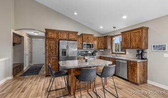 5885 Farmview Dr, Allendale, MI 49401