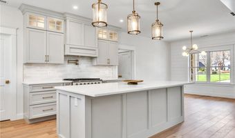 63 Forrest Ln, Charlestown, RI 02813