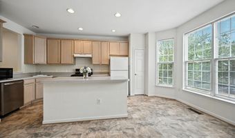 6949 BANCHORY Ct, Alexandria, VA 22315
