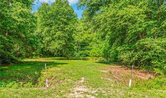 157 Buttercup Ln, Ararat, NC 27007