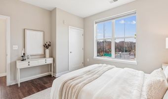 989 S BUCHANAN St #225, Arlington, VA 22204