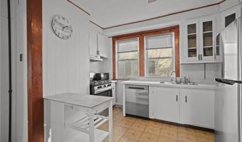 199 Woodward Ave 1, East Providence, RI 02914