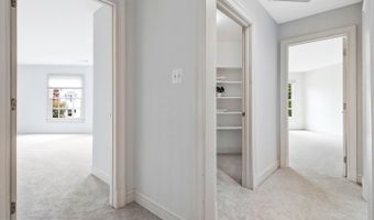 4831 26TH St N, Arlington, VA 22207