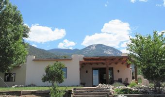 8 Juan Martinez Rd, Arroyo Seco, NM 87580