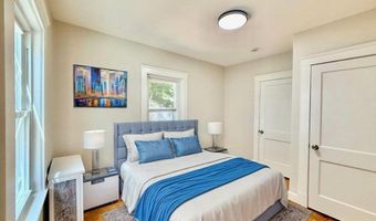 21 Upcrest Rd SF, Boston, MA 02135