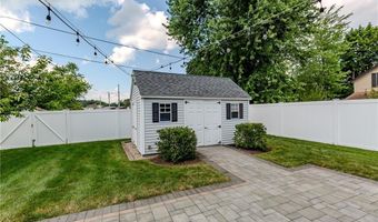 37 Union St, Lincoln, RI 02865