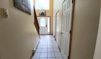 107 Birchwood Rd, Blakeslee, PA 18610