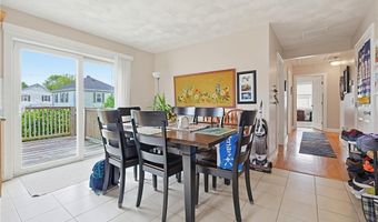 6 Wilson St, Bristol, RI 02809