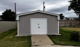 311 Avenue J, Beaver, OK 73932