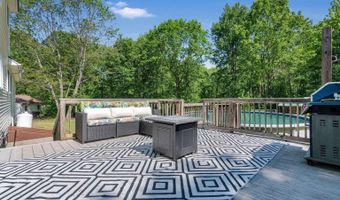 1505 Foxes Ridge Rd, Acton, ME 04001
