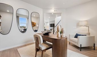 4729 N Valdai Ct, Aurora, CO 80019