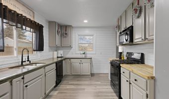 734 S Winter St, Adrian, MI 49221