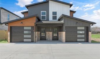 1100 Lockheed St, Bentonville, AR 72712