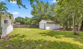 20 Chantilly Ter, Bay St. Louis, MS 39520