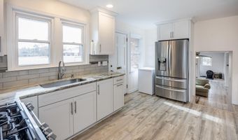 560 Edisto Dr, Batesburg, SC 29006