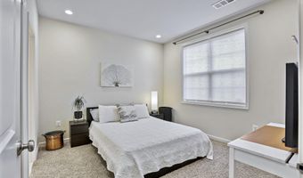 22462 CAMBRIDGEPORT Sq, Ashburn, VA 20148