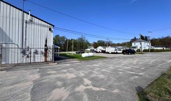 55 Maynesboro St, Berlin, NH 03570