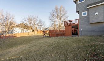 923 S 10th St, Adel, IA 50003