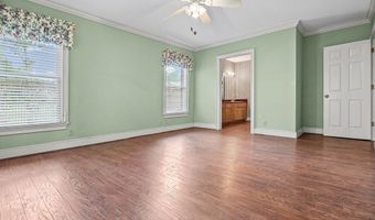 2401 Tuxedo Pl, Albany, GA 31707