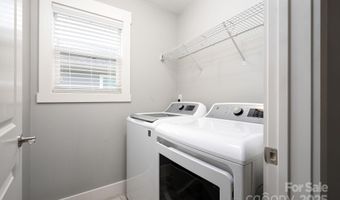 29 Crayton Park Dr, Asheville, NC 28803