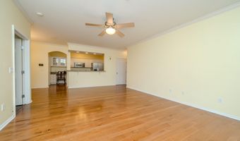 273 Scio Village Ct 125, Ann Arbor, MI 48103