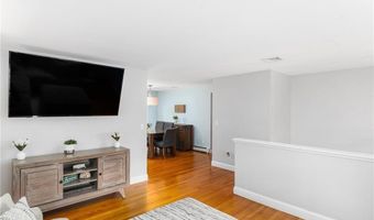 26 Ferncrest Dr, Cumberland, RI 02864