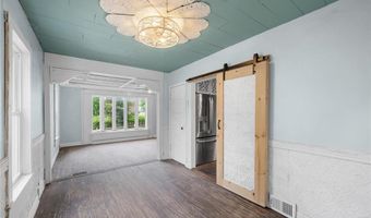 524 Madison St, Anoka, MN 55303